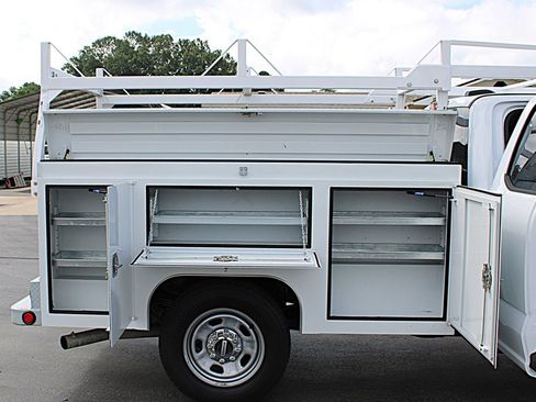 Used 2024 Ford F350 XL w/ XL Chrome Package RWD image 12