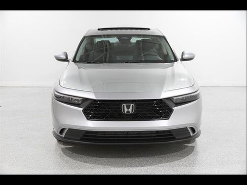 Used 2024 Honda Accord EX image 2