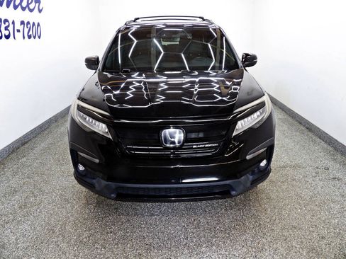 Used 2020 Honda Pilot Black Edition image 2