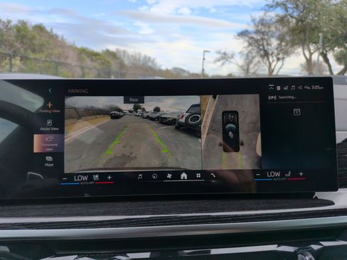 Used 2026 BMW X7 xDrive40i image 17