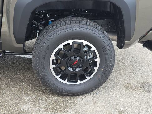 New 2026 Toyota Tacoma TRD Off-Road AWD/4WD image 28