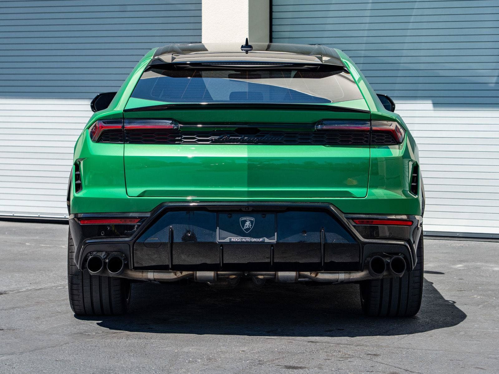 Used 2025 Lamborghini Urus Performante AWD/4WD image 5