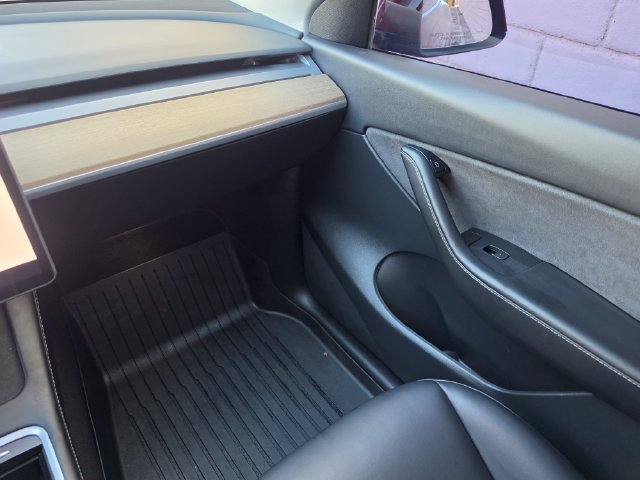 Used 2022 Tesla Model Y Performance AWD/4WD image 34