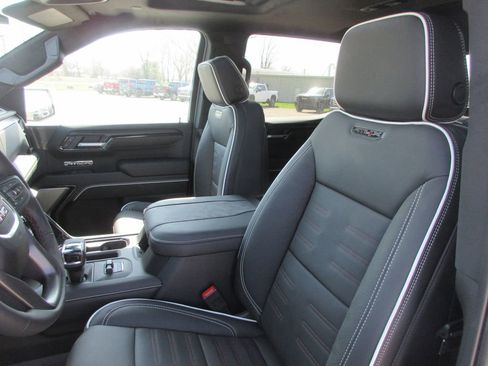 New 2026 GMC Sierra 1500 AT4X AWD/4WD image 12