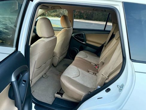 Used 2010 Toyota RAV4 4WD V6 image 13