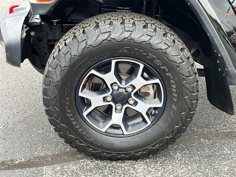 Used 2021 Jeep Wrangler Unlimited Rubicon image 10