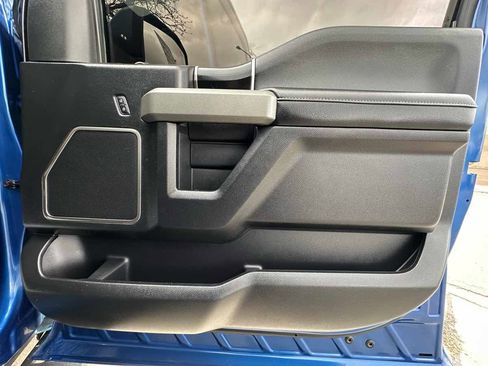 Used 2018 Ford F150 Raptor w/ Equipment Group 802A Luxury AWD/4WD image 33