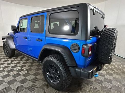 Used 2023 Jeep Wrangler Unlimited w/ Cold Weather Group AWD/4WD image 4