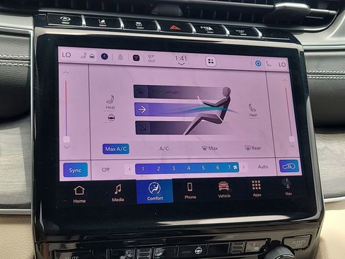 New 2025 Jeep Grand Cherokee Limited w/ Trailer Tow Package image 23