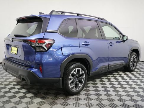 Used 2026 Subaru Forester Premium AWD/4WD image 7
