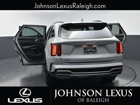Used 2022 Kia Sorento SX AWD/4WD image 35