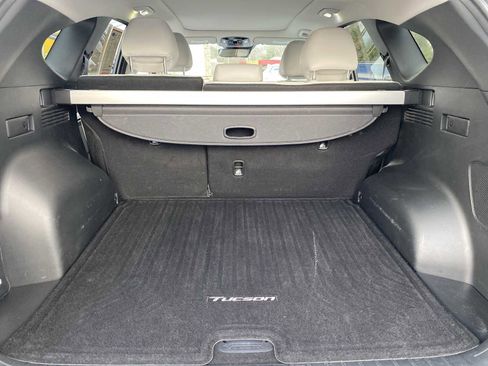 Certified 2024 Hyundai Tucson Limited image 32