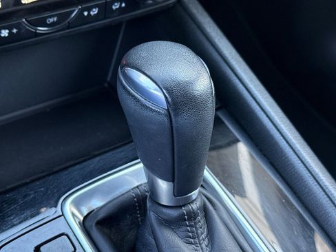 Used 2017 MAZDA CX-5 Touring image 15