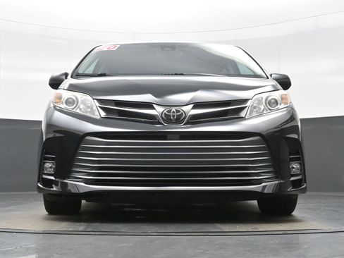 Used 2020 Toyota Sienna XLE FWD image 26