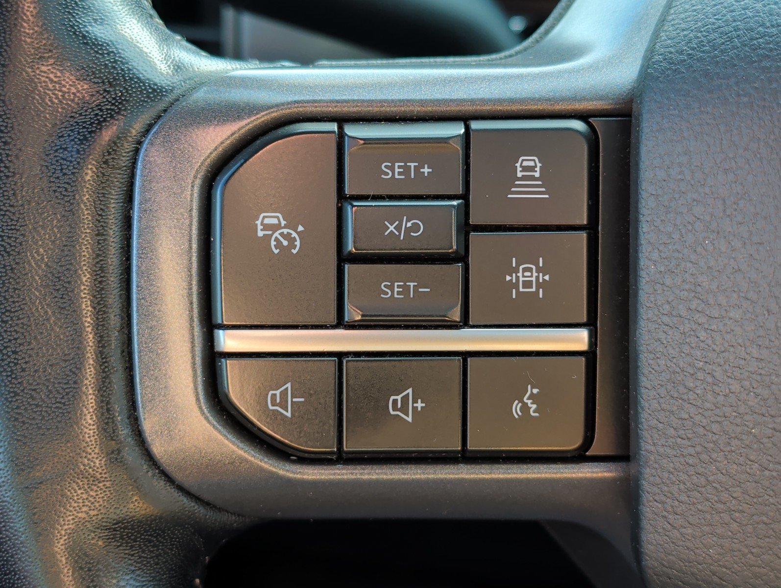 Used 2023 Ford F150 Lariat w/ Equipment Group 502A High AWD/4WD image 27