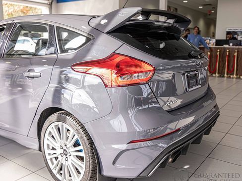 Used 2017 Ford Focus RS image 15