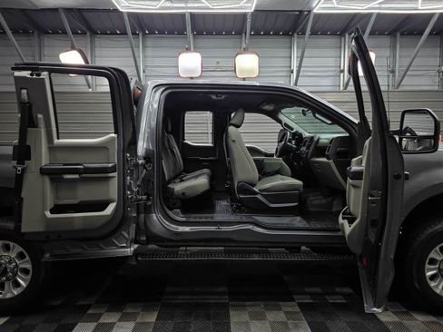 Used 2022 Ford F350 XL w/ STX Appearance Package AWD/4WD image 20