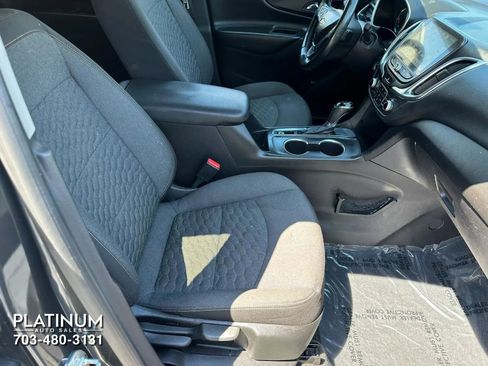 Used 2018 Chevrolet Equinox LT w/ Sun & Infotainment Package FWD image 13