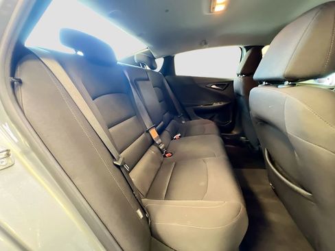 Used 2024 Chevrolet Malibu LT image 25