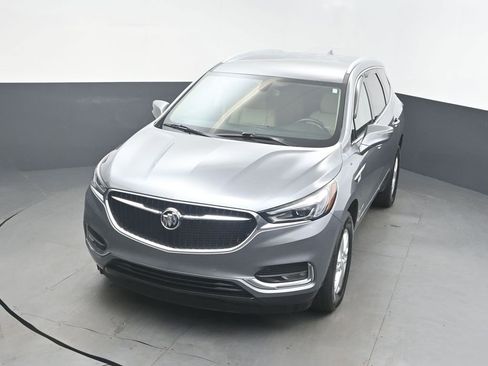Used 2018 Buick Enclave Essence image 31