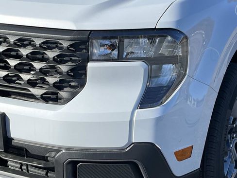 Used 2025 Ford Maverick XLT image 10