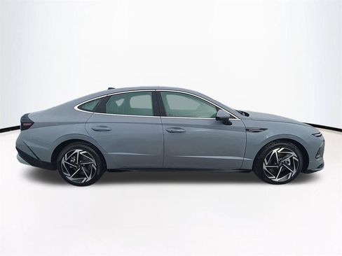 New 2026 Hyundai Sonata SEL image 4