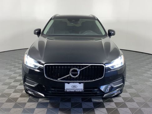 Used 2021 Volvo XC60 T5 Momentum w/ Premium Package image 5