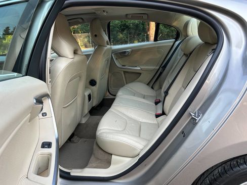 Used 2014 Volvo S60 T5 image 27