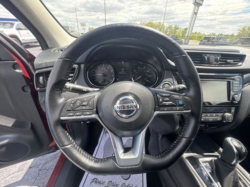 Used 2022 Nissan Rogue Sport SL AWD/4WD image 17