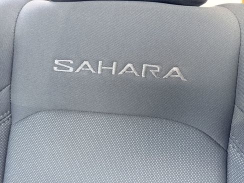 Used 2023 Jeep Wrangler Sahara w/ LED Lighting Group image 30