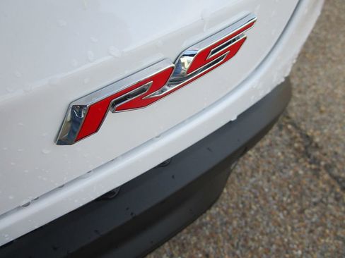 New 2026 Chevrolet Trax RS w/ Sunroof Package FWD image 12