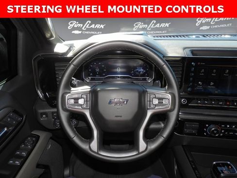 Used 2024 Chevrolet Silverado 1500 ZR2 w/ Technology Package image 34