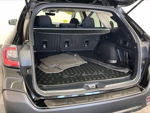 Used 2021 Subaru Outback Premium AWD/4WD image 28
