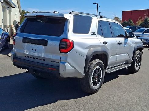 Used 2025 Toyota 4Runner TRD Off-Road AWD/4WD image 8