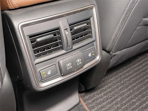 Used 2023 Subaru Forester Touring image 27
