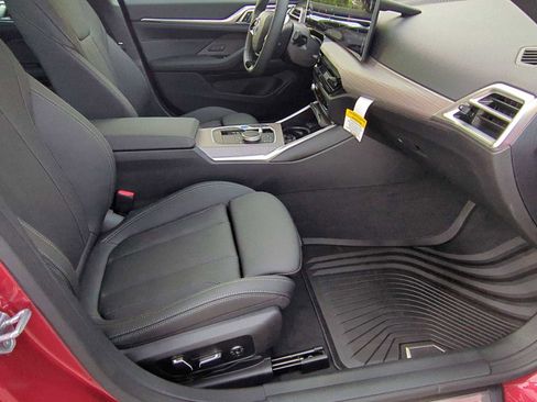 Used 2025 BMW i4 xDrive40i w/ Premium Package image 24
