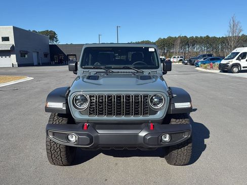 New 2025 Jeep Gladiator Rubicon image 2