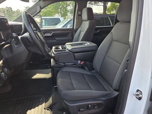 Used 2025 Chevrolet Silverado 2500 LT w/ Convenience Package AWD/4WD image 11