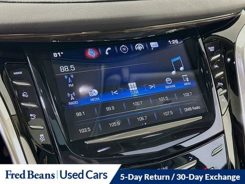 Used 2020 Cadillac Escalade Premium Luxury AWD/4WD image 22