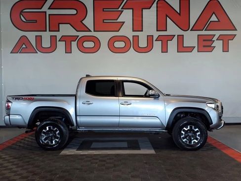 Used 2020 Toyota Tacoma TRD Off-Road w/ Technology Package image 1