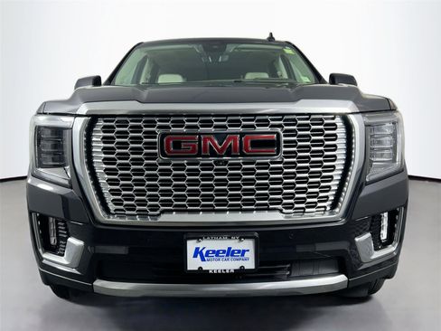 Used 2024 GMC Yukon Denali w/ Denali Reserve Package AWD/4WD image 9