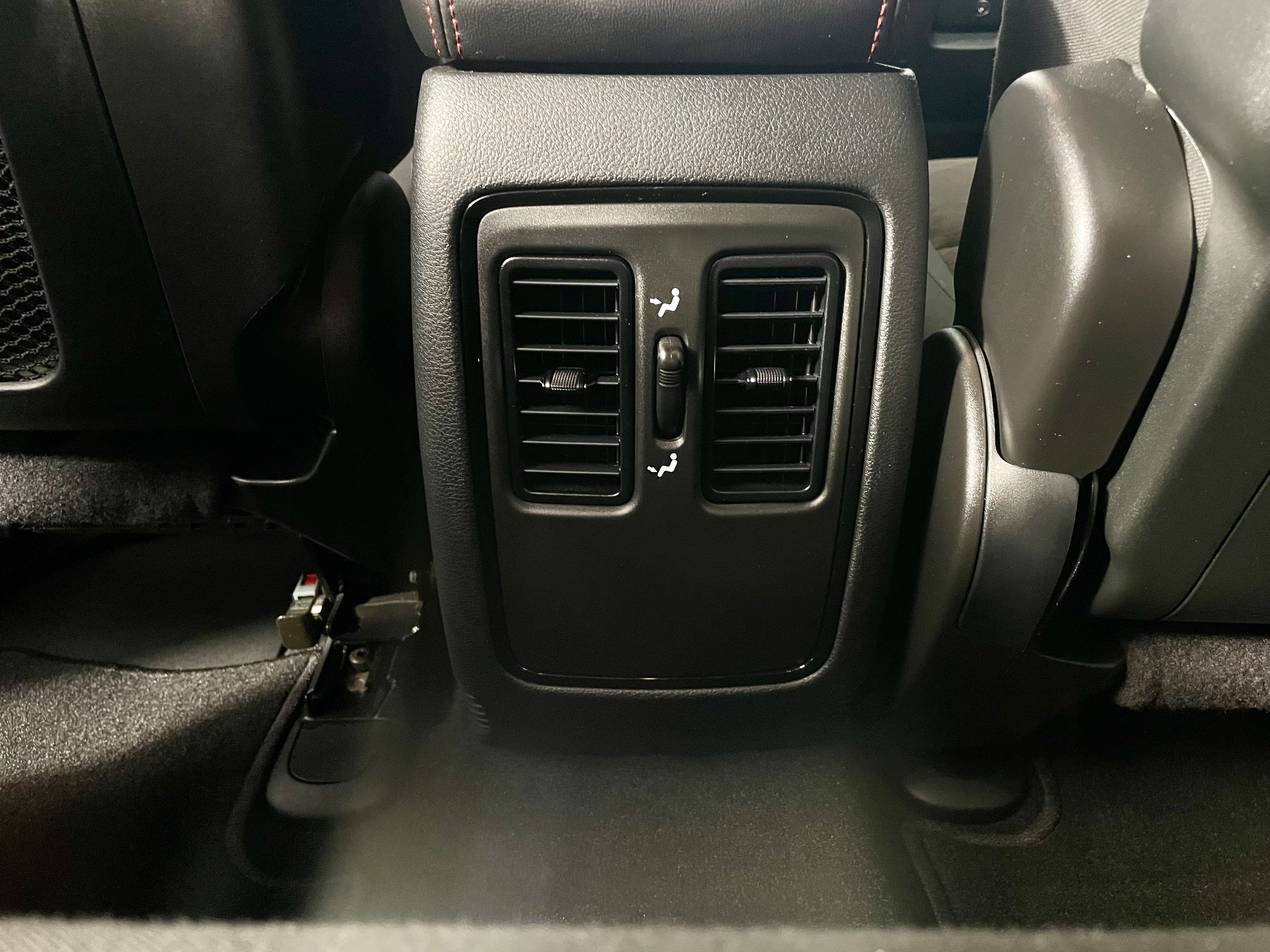 Certified 2023 Dodge Durango R/T w/ Blacktop Package AWD/4WD image 22