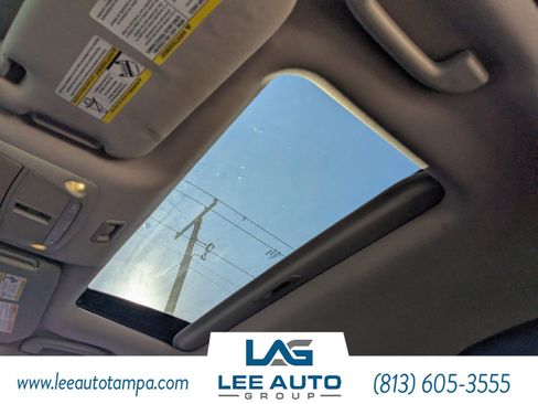 Used 2015 Nissan Pathfinder Platinum w/ Family Entertainment Package image 23