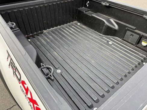 Certified 2021 Toyota Tacoma TRD Off-Road image 29