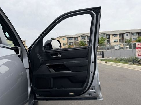 Used 2025 Toyota Tundra Limited w/ TRD Off-Road Package image 15