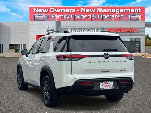 Used 2022 Nissan Pathfinder SV AWD/4WD image 4