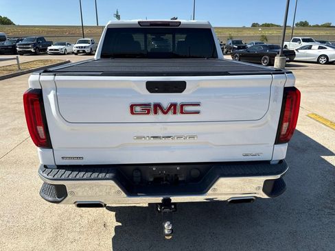 Used 2019 GMC Sierra 1500 SLT w/ SLT Premium Plus Package AWD/4WD image 8