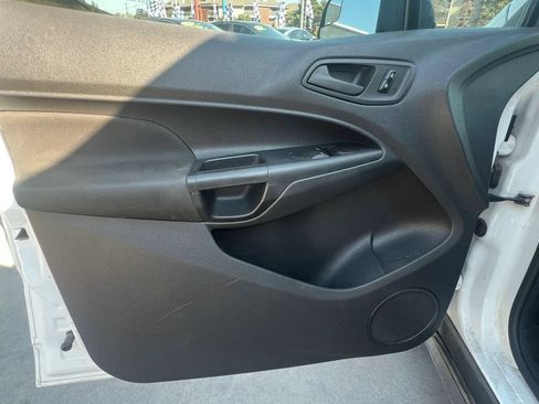 Used 2015 Ford Transit Connect XL FWD image 18