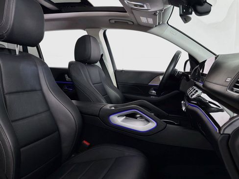 Certified 2024 Mercedes-Benz GLS 450 4MATIC image 8