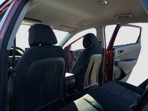 Certified 2023 Hyundai Kona SEL w/ Cargo Package image 6